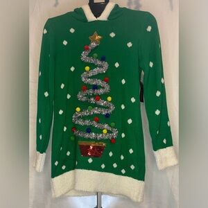 No Boundaries Ugly Xmas Sweater Tree W/Colorful Balls & Silver Garland,  Large